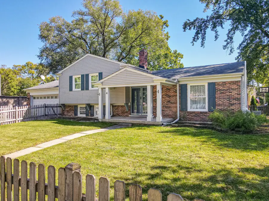4 Tamarack Avenue, Naperville, IL 60540 - #3