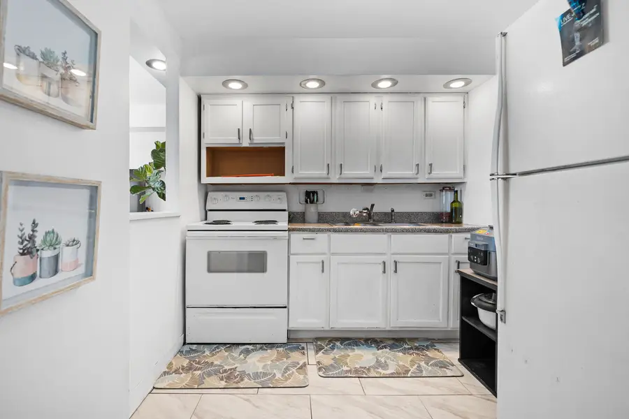 7337 S South Shore Drive #1419, Chicago, IL 60649 - #3