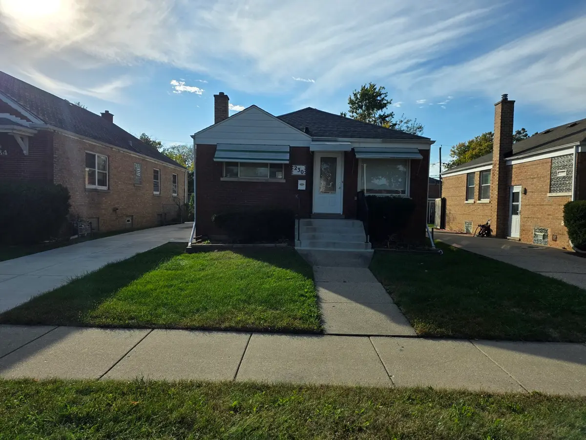 230 Bellwood Avenue, Bellwood, IL 60104 - #1