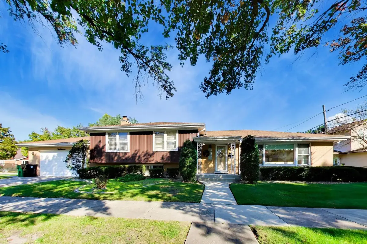 1201 S Lincoln Avenue, Park Ridge, IL 60068 - #1