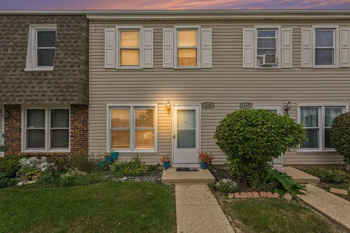1686 Shamrock Court, Aurora, IL 60505 - #1