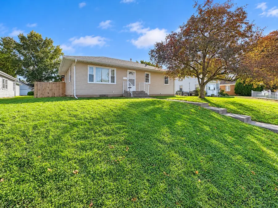 1541 Florence Lane, Davenport, IA 52804 - #3
