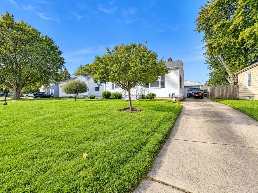 3228 25th Street, Rock Island, IL 61201 - #3