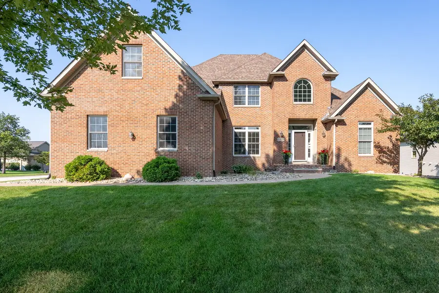 6404 Forest Road, Davenport, IA 52807 - #2