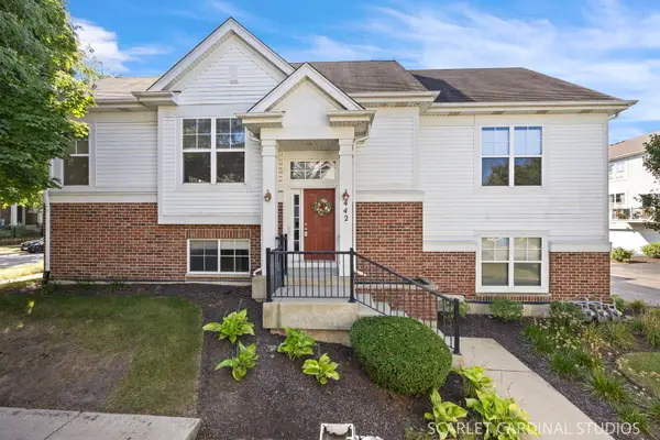 442 Plaza Place, Aurora, IL 60504