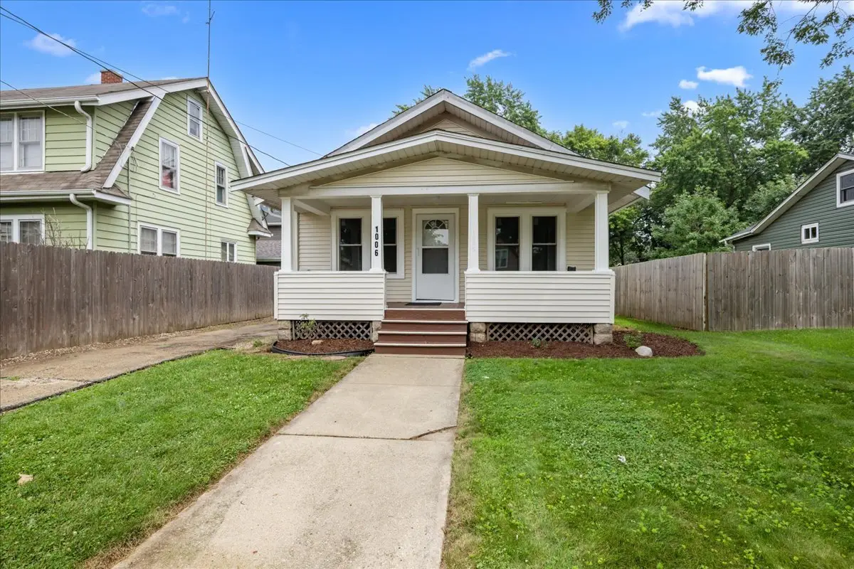 1006 S 4th Street, Aurora, IL 60505 - #1