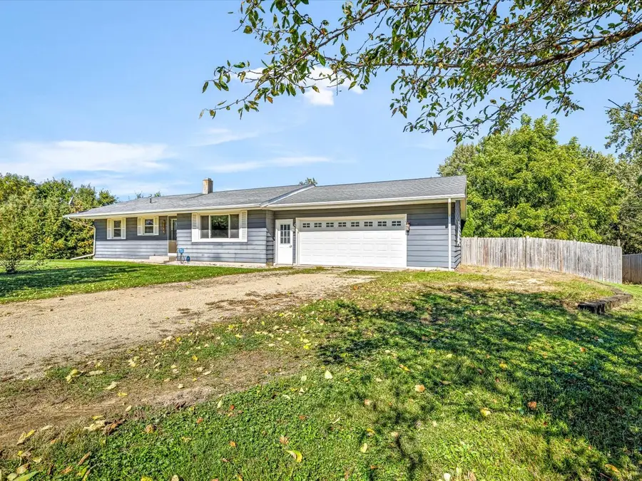 7284 Oak Drive, Stillman Valley, IL 61084 - #2
