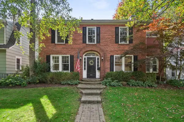 1540 Sheridan Road, Highland Park, IL 60035