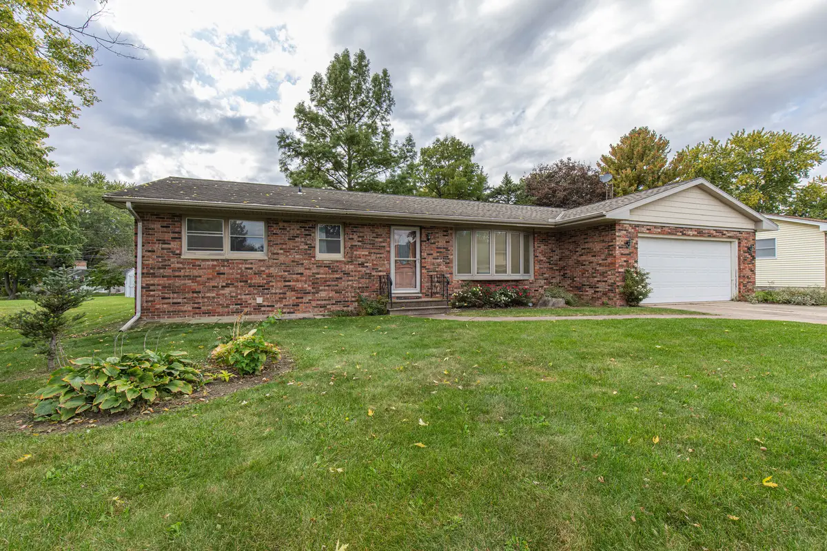 2102 Cedar Avenue, Mendota, IL 61342 - #1