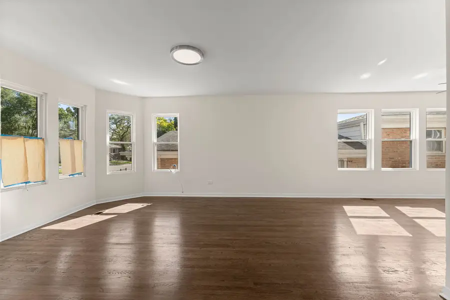 8950 S Lowe Avenue S, Chicago, IL 60620 - #3