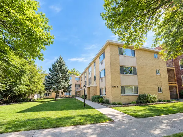 7019 N Ridge Boulevard #1A, Chicago, IL 60645