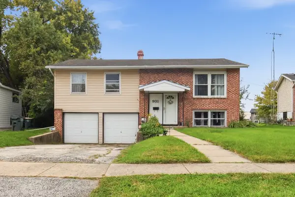 931 Bonniebrook Avenue, Mundelein, IL 60060