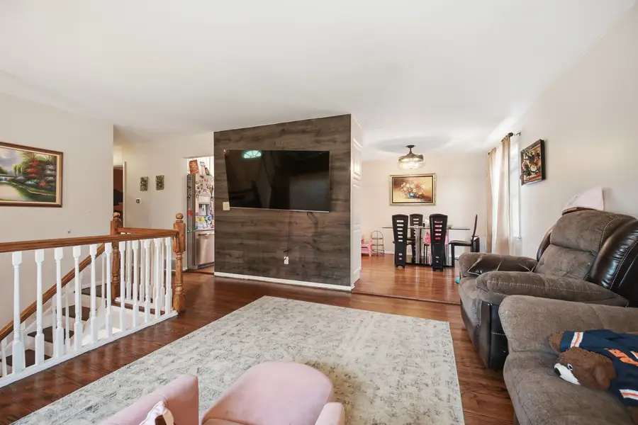931 Bonniebrook Avenue, Mundelein, IL 60060 - #2