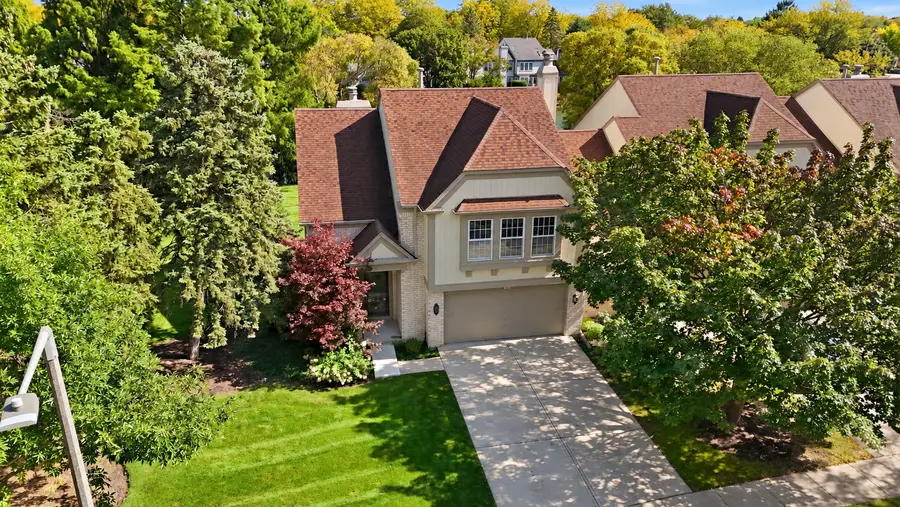 192 W Fox Hill Drive, Buffalo Grove, IL 60089 - #2