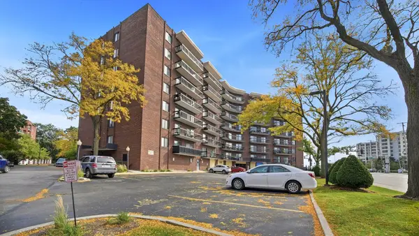 711 S River Road #603, Des Plaines, IL 60016