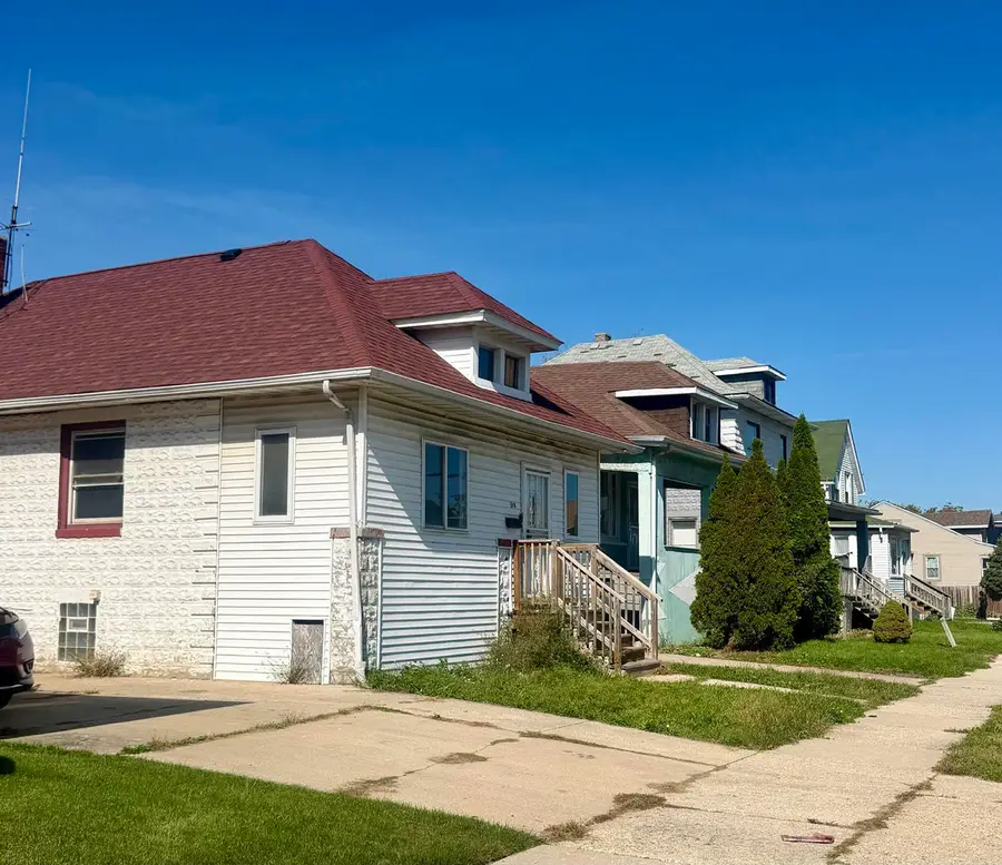 608 S 9th Avenue, Maywood, IL 60153 - #3
