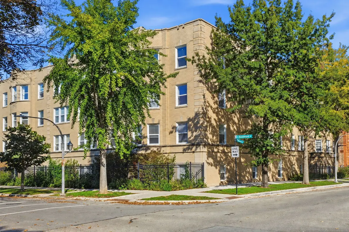 6305 N Claremont Avenue #1, Chicago, IL 60659 - #1