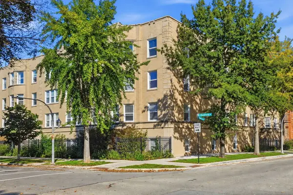 6305 N Claremont Avenue #1, Chicago, IL 60659