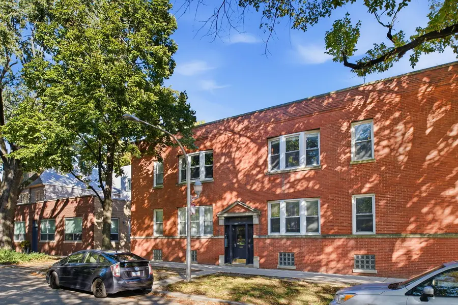 3809 N Ravenswood Avenue #2, Chicago, IL 60613 - #3