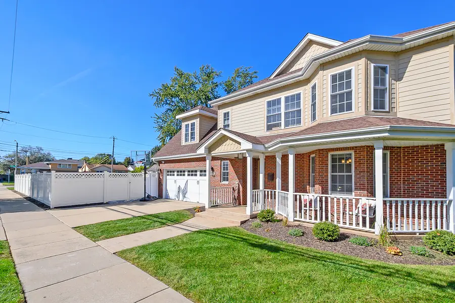 3348 W 99th Street, Evergreen Park, IL 60805 - #2