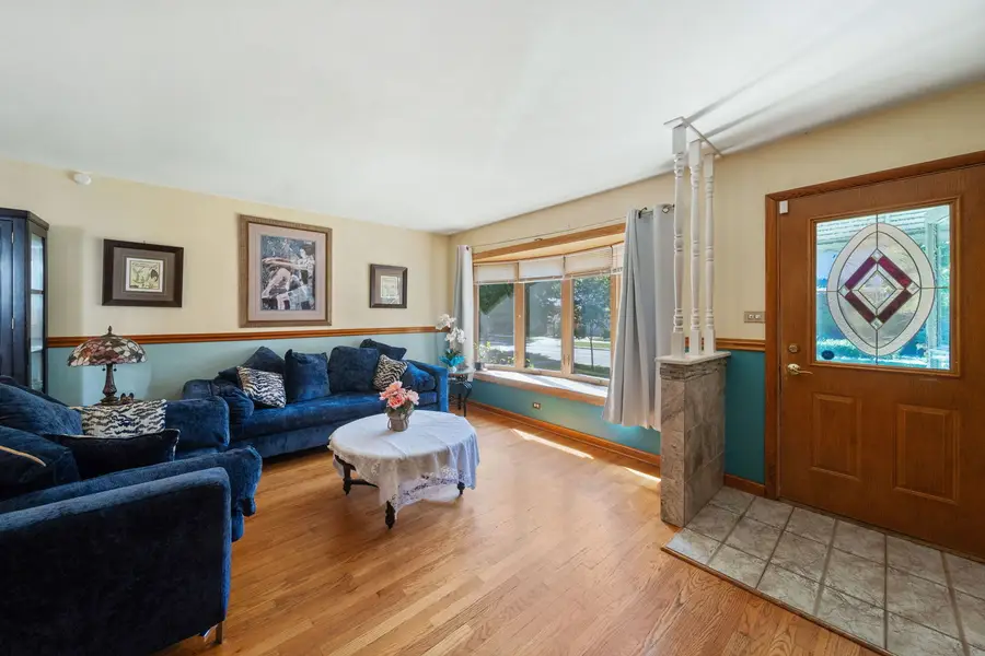 4723 N Kilbourn Avenue, Chicago, IL 60630 - #3
