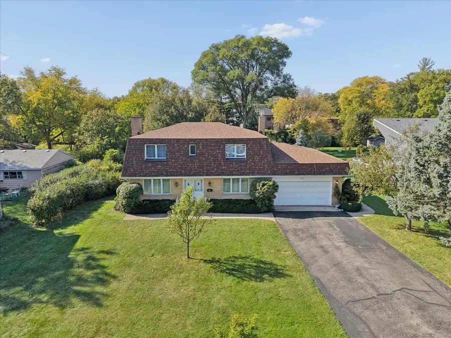 904 Elmdale Road, Glenview, IL 60025 - #2