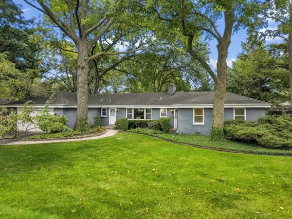 311 N Mac Arthur Boulevard, Mount Prospect, IL 60056
