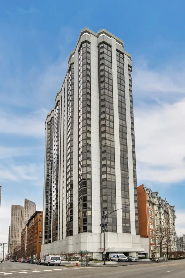 990 N Lake Shore Drive #19B, Chicago, IL 60611