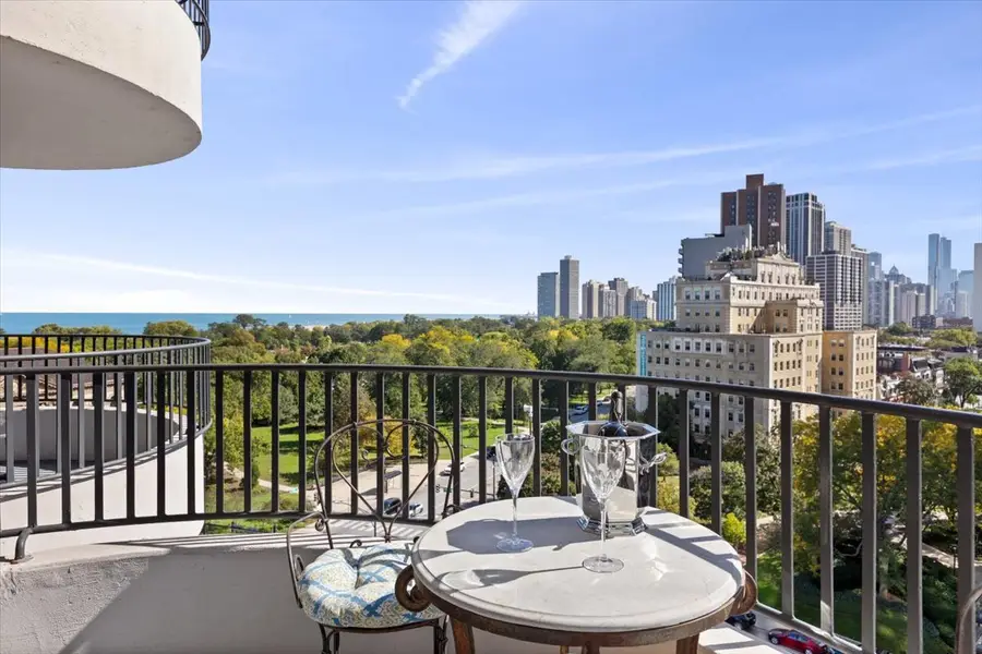 2020 N Lincoln Park West #9J, Chicago, IL 60614 - #2