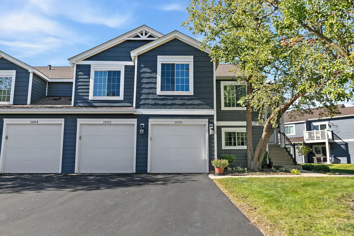 1002 Boston Circle #1002, Schaumburg, IL 60193 - #1