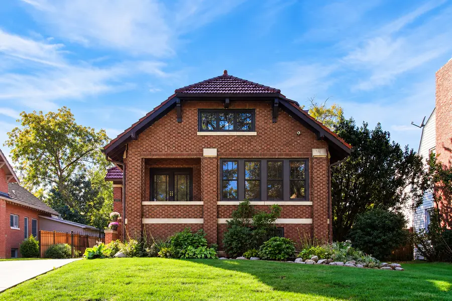 10516 S Seeley Avenue, Chicago, IL 60643 - #2