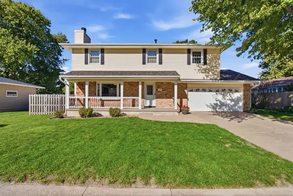 4480 Montclair Court, Bettendorf, IA 52722