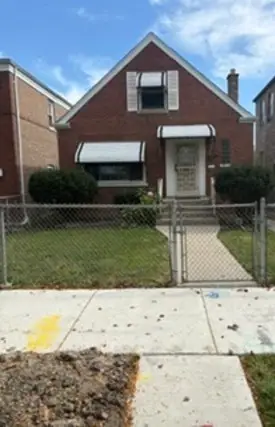 10505 S Rhodes Avenue, Chicago, IL 60628
