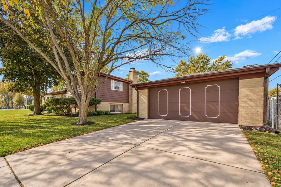 36 S Highview Avenue, Addison, IL 60101 - #3