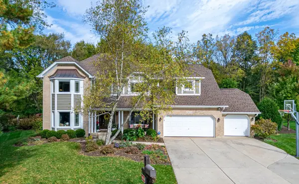 42W046 Retreat Court, St. Charles, IL 60175