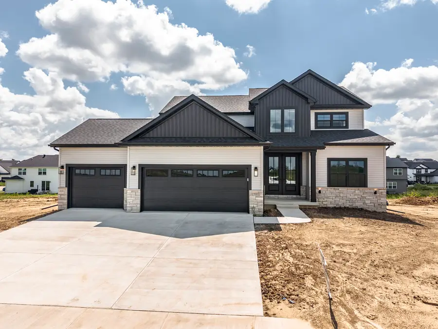 2216 Corrigan Way, Normal, IL 61761 - #2