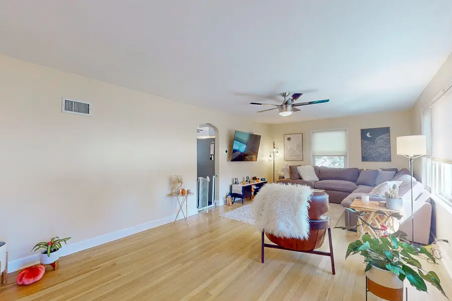 1324 Hamilton Avenue, Elmhurst, IL 60126 - #3