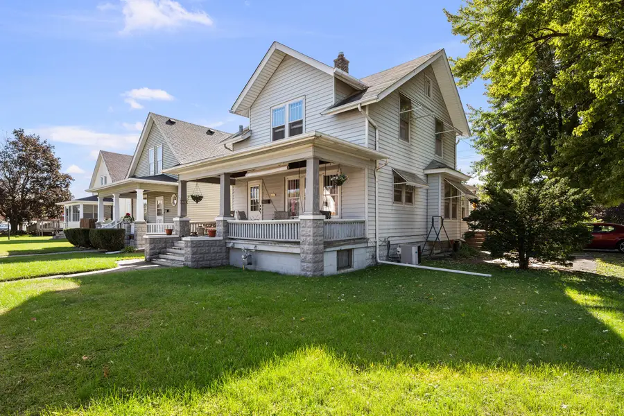 504 19th Avenue, Moline, IL 61265 - #2