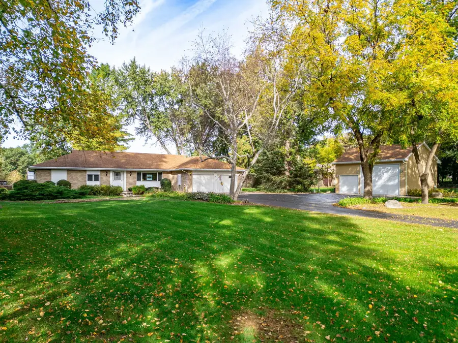 4917 Wayside Drive, McHenry, IL 60051 - #2