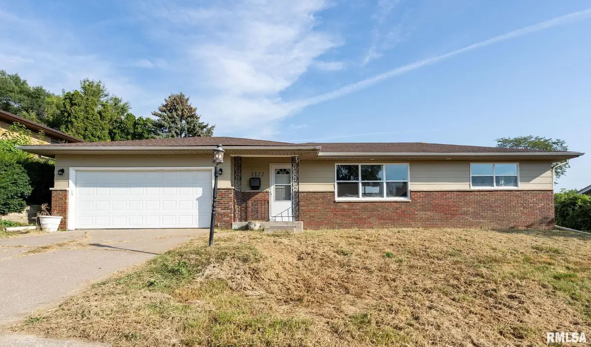 1322 Northlawn Road, Davenport, IA 52804 - #1
