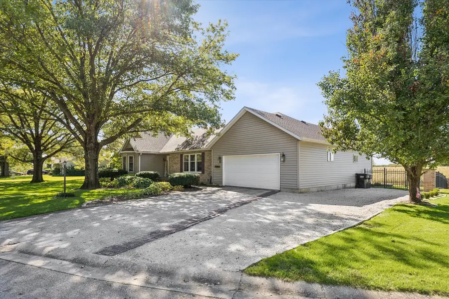 7095 Holdorf Drive, Blue Grass, IA 52726 - #3