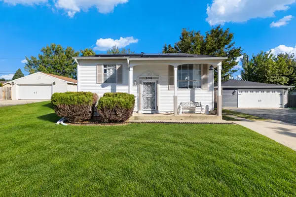 304 Hamrick Avenue, Romeoville, IL 60446