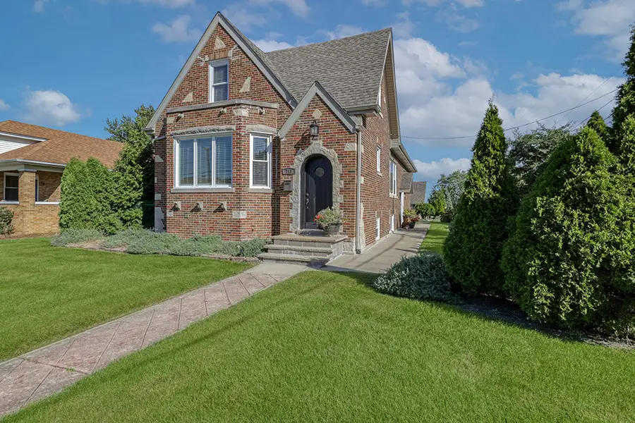 713 Mccarthy Road, Lemont, IL 60439 - #2