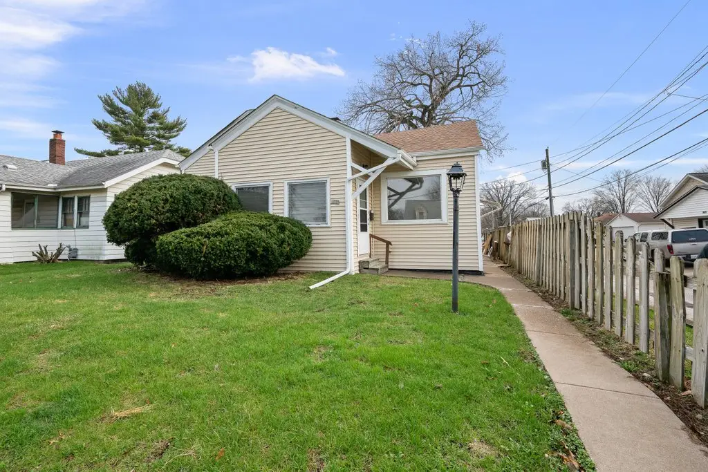 3516 18th Avenue, Rock Island, IL 61201 - #1