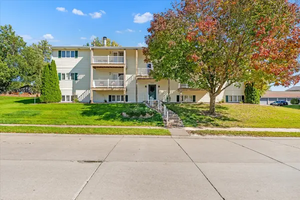 4175 31st Street #1C, Bettendorf, IA 52722