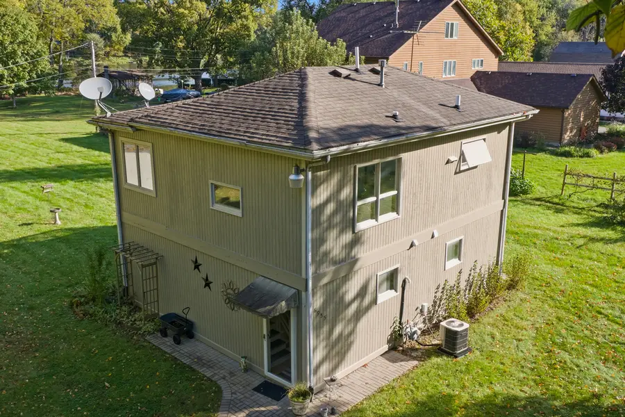 8955 Van Emmon Road, Yorkville, IL 60560 - #2