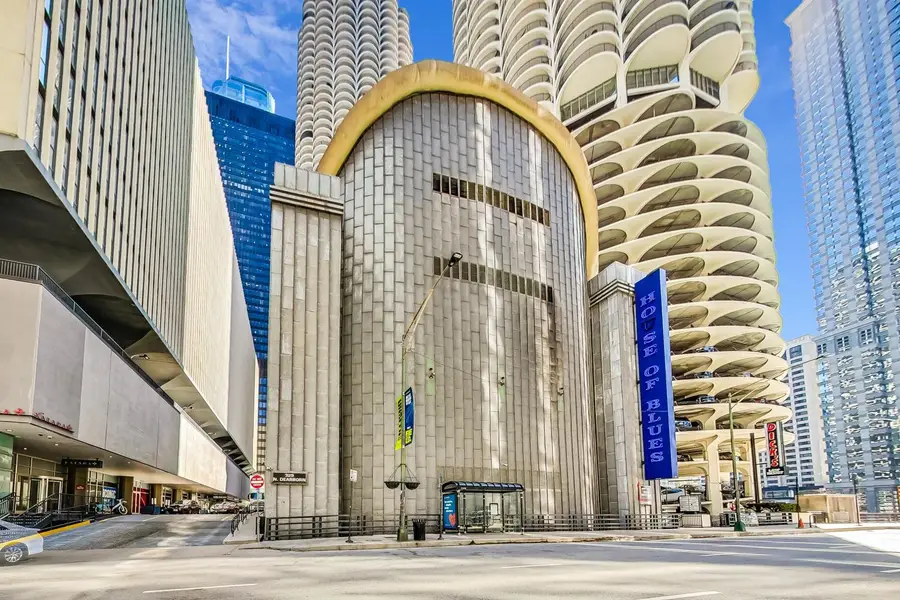 300 N State Street #3106, Chicago, IL 60654 - #2