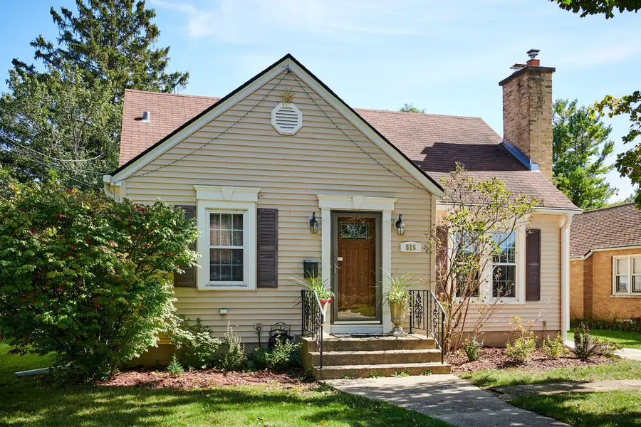 515 Preston Avenue, Elgin, IL 60120 - #2