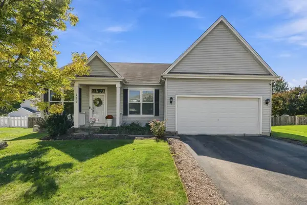 721 Periwinkle Lane, Aurora, IL 60504