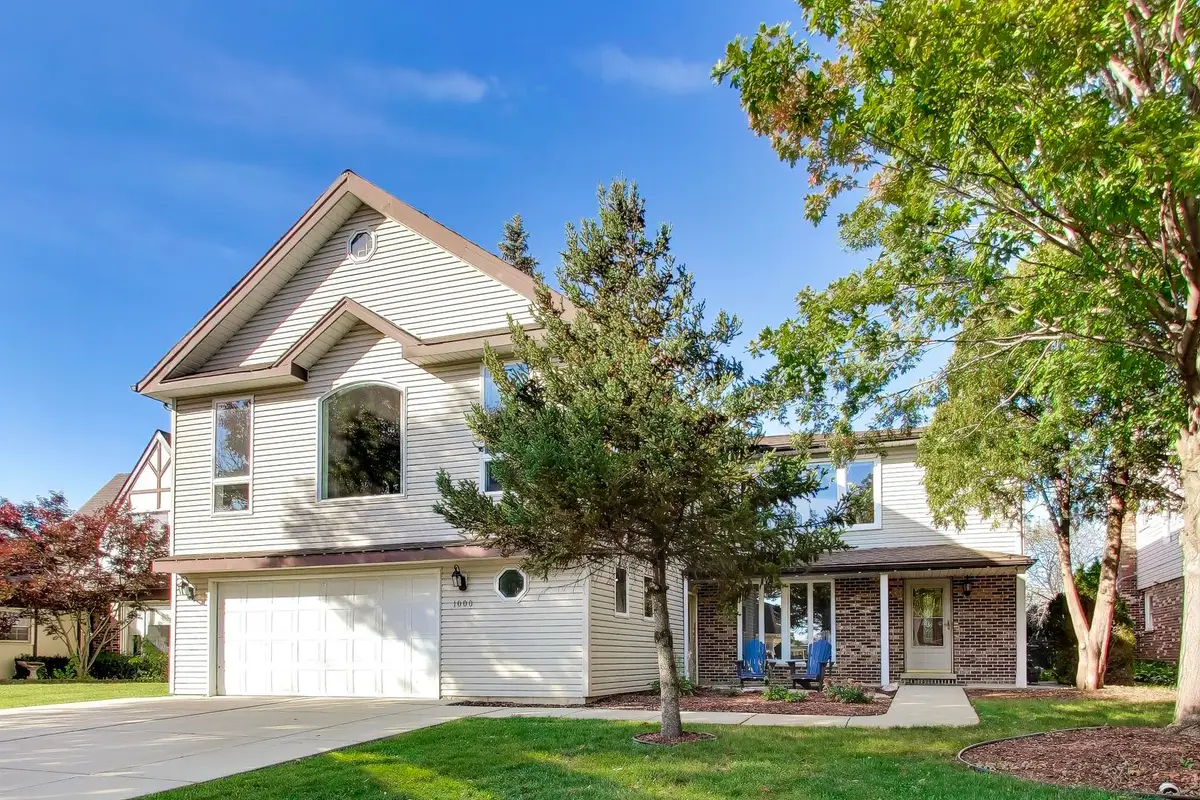 1000 E Ardyce Lane, Mount Prospect, IL 60056 - #1